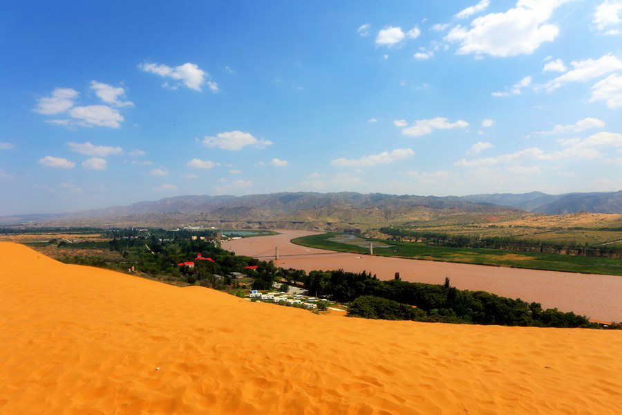 揭秘隐藏的春日宁夏旅游景点，探寻美丽奇迹之地